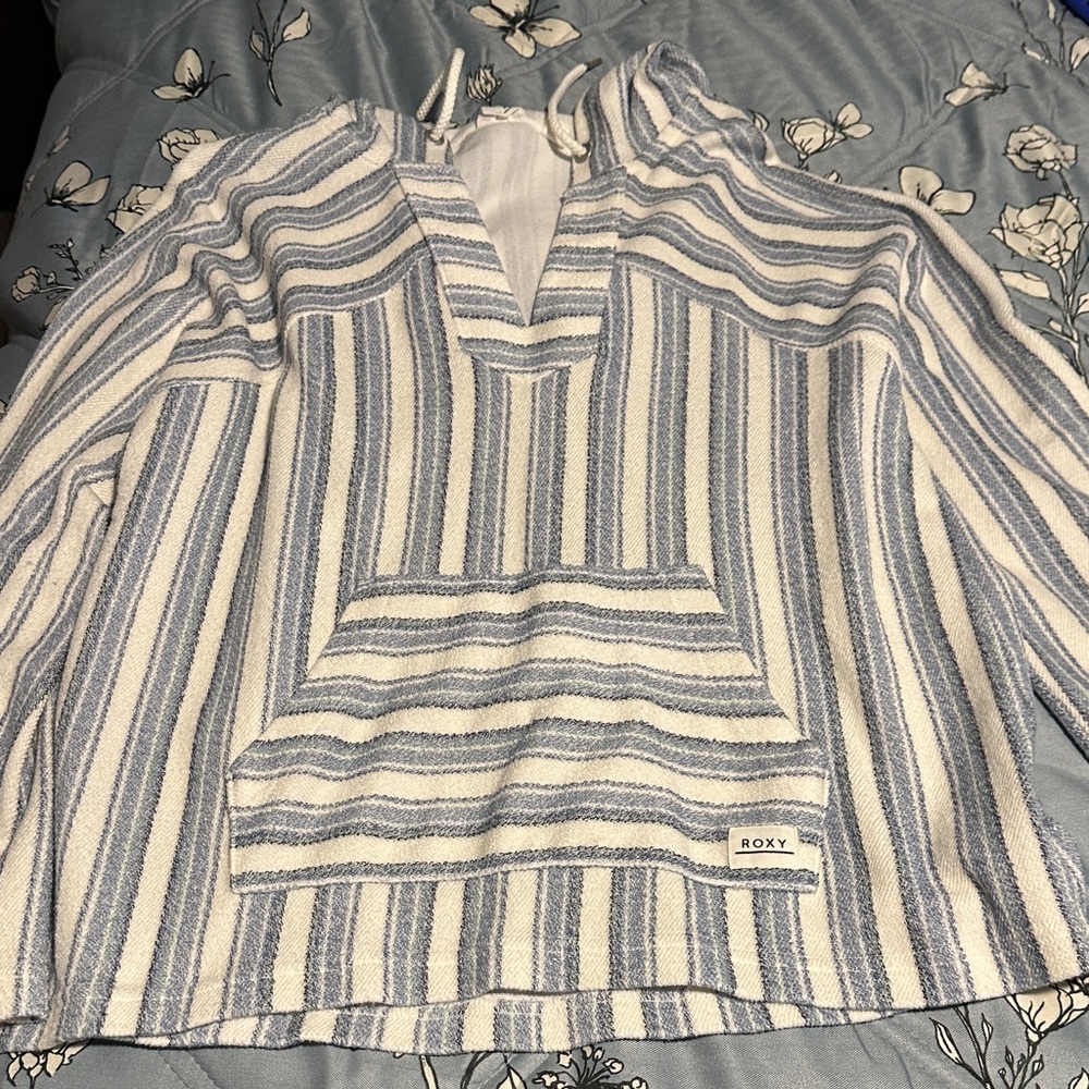 Roxy coverup or sweatshirt size m